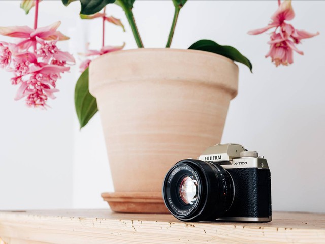 Fujifilm tr&igrave;nh l&agrave;ng &ldquo;t&acirc;n binh&rdquo; d&ograve;ng m&aacute;y ảnh kh&ocirc;ng gương lật - Ảnh 3.