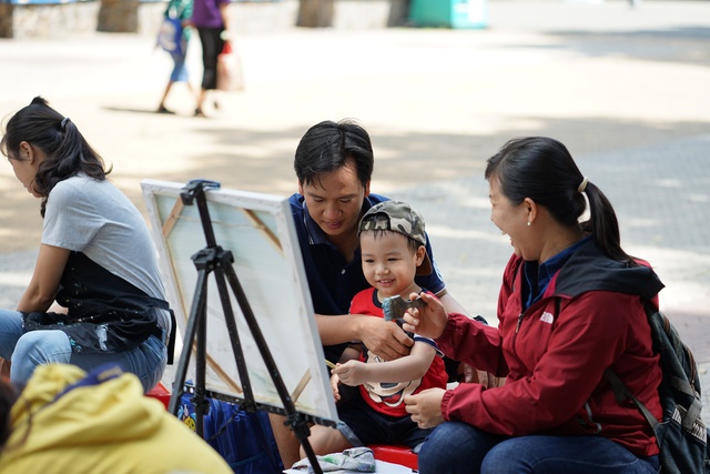 Yêu lắm Ngày Gia đình Việt Nam trong những nét vẽ nguệch ngoạc của con trẻ - Ảnh 5.