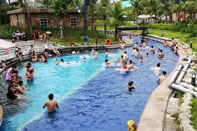 Đến Sun World Halong Complex h&egrave; n&agrave;y để biết thế n&agrave;o l&agrave; thi&ecirc;n đường giải tr&iacute; - Ảnh 9.