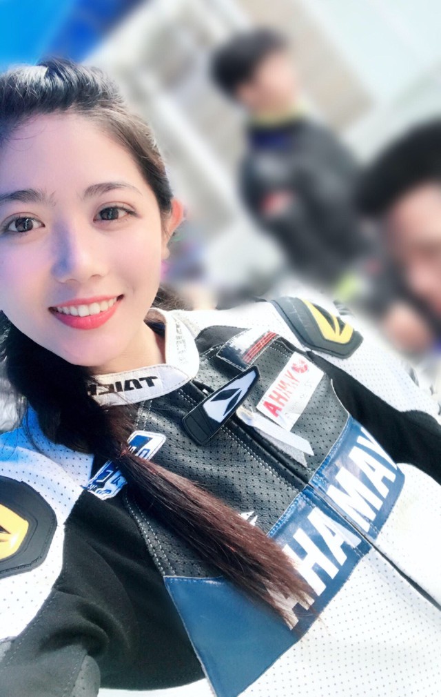 Con g&aacute;i m&ecirc; xe? C&ograve;n chờ g&igrave; m&agrave; kh&ocirc;ng về với Yamaha Exciter Angels! - Ảnh 2.