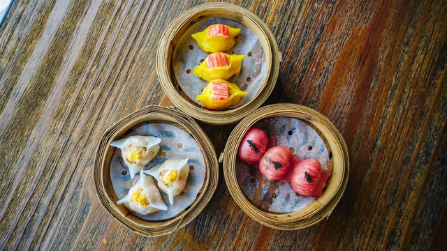 Tổng hợp &ldquo;Happy Day&rdquo; của c&aacute;c tụ điểm ăn uống, vui chơi tại TP.HCM - Ảnh 6.