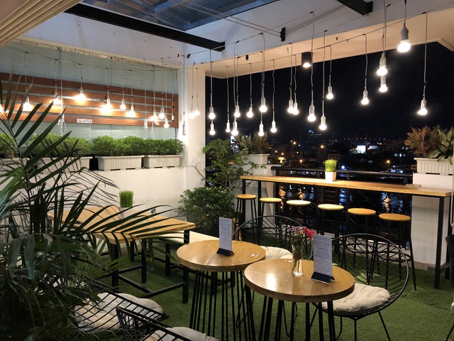 Học tiếng Anh, nghe acoustic miễn ph&iacute; ngay qu&aacute;n c&agrave; ph&ecirc; cực xinh tại S&agrave;i th&agrave;nh - Ảnh 2.