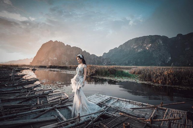 Khánh Linh hóa cô dâu lộng lẫy với váy cưới của Joli Poli - Ảnh 7.