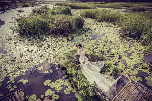 Khánh Linh hóa cô dâu lộng lẫy với váy cưới của Joli Poli - Ảnh 16.