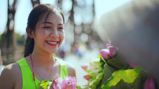 Có một Việt Nam tuyệt đẹp trong clip Cảm ơn vì sự kết nối - Ảnh 8.
