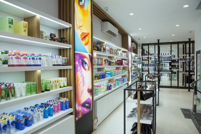 Coco Shop 208 Nguyễn Trãi – Nơi quy tụ của các hãng mỹ phẩm nổi tiếng thế giới - Ảnh 2.