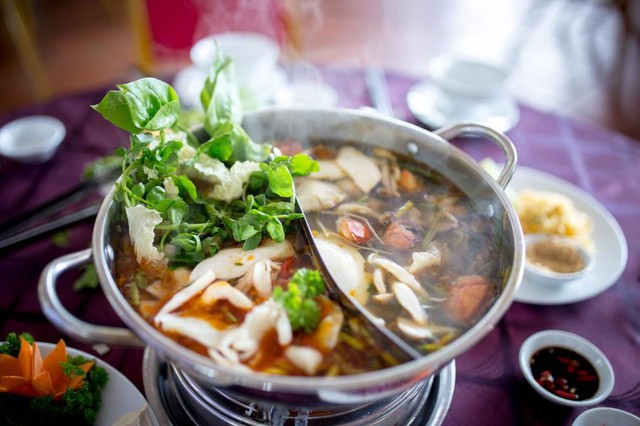 Thưởng thức buffet lẩu rau đậm chất Đ&agrave; Lạt chỉ từ 99.000đ/kh&aacute;ch - Ảnh 3.