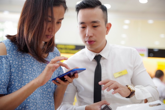 Huawei Nova 3i ch&iacute;nh thức mở b&aacute;n, đặt mục ti&ecirc;u trở th&agrave;nh thương hiệu smartphone thứ 2 tại Việt Nam trước 2020 - Ảnh 13.