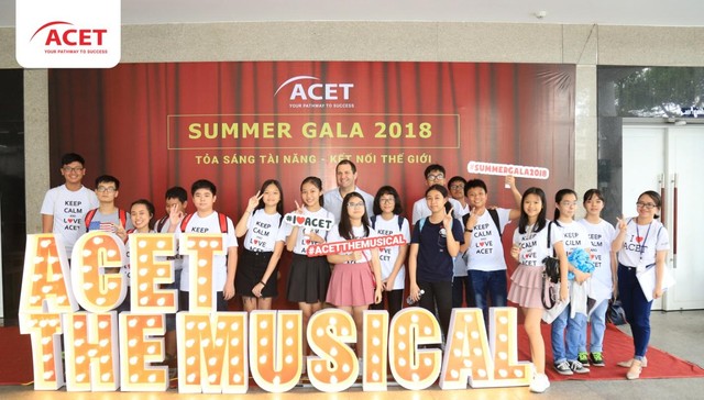 Teen ACET bung hết sức, quẩy hết mình tại đại nhạc hội First Steps Summer Gala 2018 - Ảnh 1.
