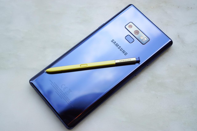 Galaxy Note9 tiếp tục là “kẻ ngáng đường cho các đối thủ muốn xưng vương trong làng smartphone - Ảnh 1.