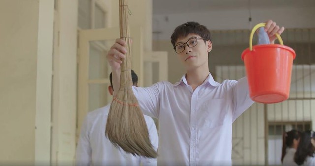 Th&ecirc;m một phim ngắn về thanh xu&acirc;n cảm động đốn tim giới trẻ - Ảnh 4.