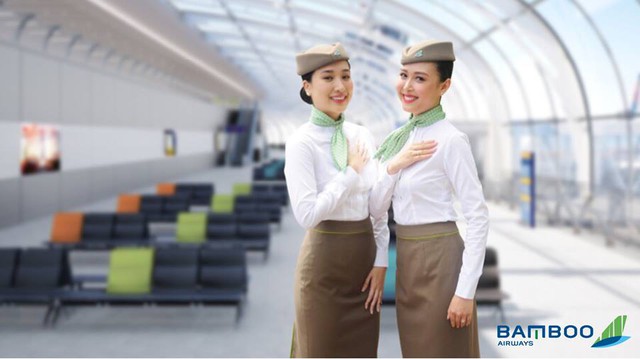 Sau khi ra mắt, đồng phục tiếp vi&ecirc;n h&agrave;ng kh&ocirc;ng Bamboo Airways nhận b&atilde;o lời khen của cư d&acirc;n mạng - Ảnh 1.