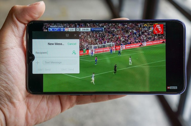 Điện thoại OPPO F9 kh&eacute;o lấy l&ograve;ng bạn trẻ với thiết kế đậm chất thời trang - Ảnh 4.