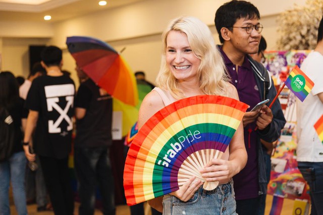 VietPride Sài Gòn 2018: Ngày rực rỡ và tự hào của cộng đồng LGBTI+ - Ảnh 3.