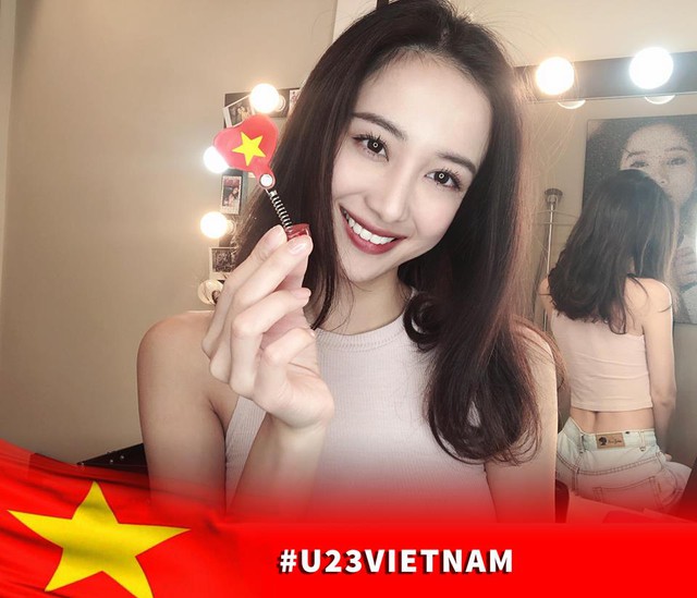 Jun Vũ, Ribi Sachi c&ugrave;ng nhiều bạn trẻ đ&atilde; c&oacute; cờ tim nhỏ xinh cổ vũ tuyển Olympic Việt Nam, c&ograve;n bạn th&igrave; sao? - Ảnh 1.