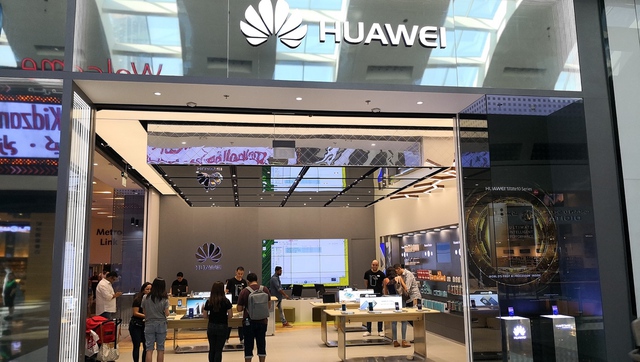 Smartphone sang chảnh nhất của Huawei bất ngờ xuất hiện ở Việt Nam - Ảnh 4.