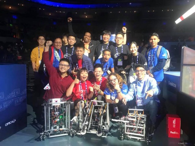 Teen FPT mang robot Việt, chuồn chuồn tre đi thi đấu quốc tế, kết quả thật bất ngờ - Ảnh 4.