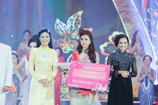 CEO Thủy Phạm gi&agrave;nh c&uacute; đ&uacute;p danh hiệu từ Nữ ho&agrave;ng Doanh nh&acirc;n đất Việt 2018 - Ảnh 8.