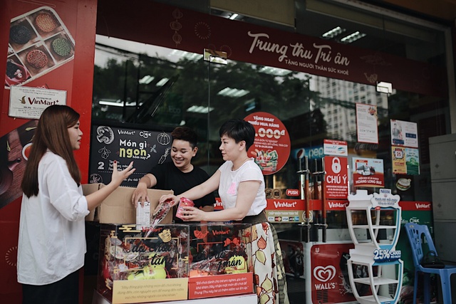 Trung thu nghe kể truyện cổ t&iacute;ch giữa đời thực về chiếc th&ugrave;ng đồ chơi Cho - Nhận - Ảnh 4.