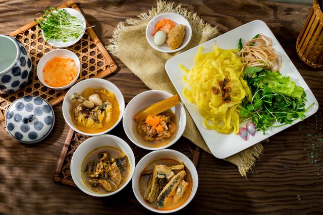Thưởng m&igrave; qu&ecirc;n lối về tại tiệm m&igrave; Quảng ngon nức tiếng H&agrave; Nội - Ảnh 3.