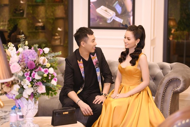 Sự kiện khai trương thương hiệu túi Thái Lan thu hút giới thời trang và hot girl Hà thành - Ảnh 3.