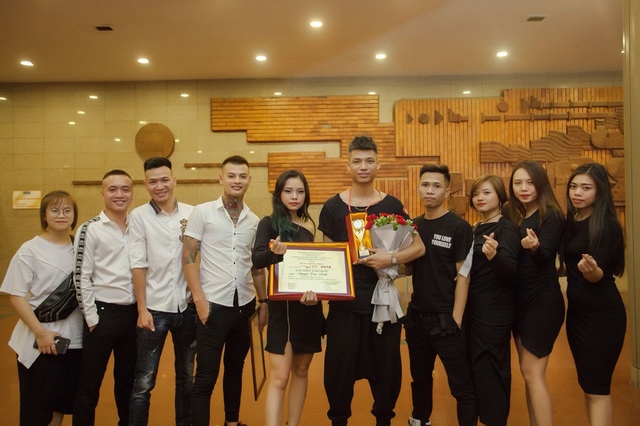 Chủ nhân Giải nhất Cây kéo vàng Đất Việt 2018 - Chàng trai 9x khởi nghiệp từ trông coi tiệm net - Ảnh 6.