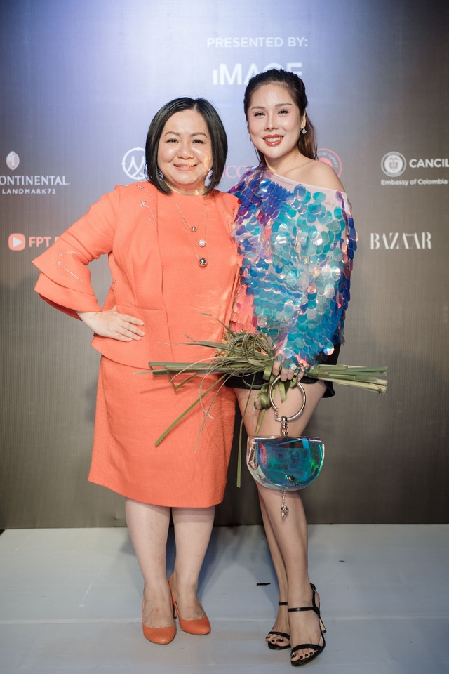 Ekip của chuyên gia trang điểm nổi tiếng Tina Lê tiếp tục đồng hành cùng VIFW Thu – Đông 2018 - Ảnh 8.
