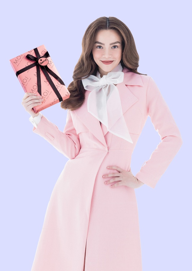Qu&agrave; 20/10 sang, xịn gi&aacute; dưới 1 triệu, c&ograve;n g&igrave; lợi hơn bộ trang điểm 3 m&oacute;n 24/7 từ Hồ Ngọc H&agrave;? - Ảnh 1.