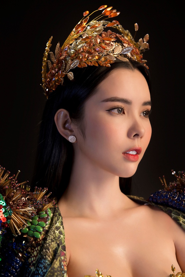 Huỳnh Vy mang “Nữ thần mùa màng” nặng 20 kg đến Miss Tourism Queen Worldwide 2018 - Ảnh 4.