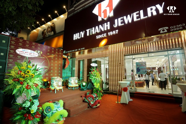 Huy Thanh Jewelry đồng loạt khai trương 2 showroom tại Huế v&agrave; Đ&agrave; Nẵng - Ảnh 1.