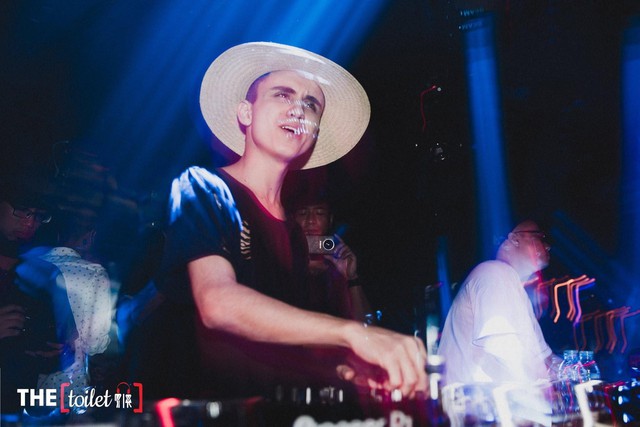 Party Trance quy m&ocirc; lớn tại H&agrave; Nội, DJ tuy&ecirc;n bố lập kỷ lục với set nhạc d&agrave;i 3 giờ - Ảnh 5.