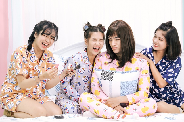 Người b&iacute; ẩn: cư d&acirc;n mạng sục s&ocirc;i t&igrave;m người y&ecirc;u cũ trong t&acirc;m thư của Ho&agrave;ng Yến Chibi - Ảnh 2.