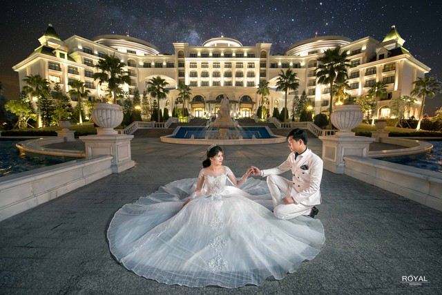 Lầy lội &ldquo;t&aacute;n&rdquo; phụ huynh trước v&agrave; c&aacute;i kết kh&ocirc;ng ngờ - Ảnh 1.