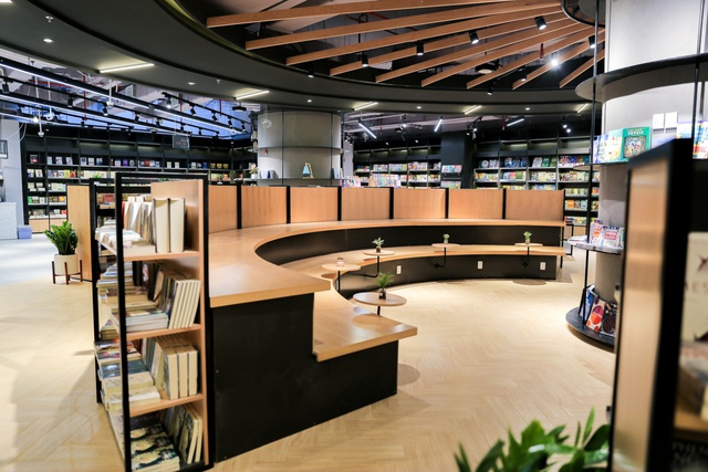 Bạn đã trải nghiệm công nghệ mới lạ bên trong trung tâm mua sắm Lotte Department Store? - Ảnh 11.