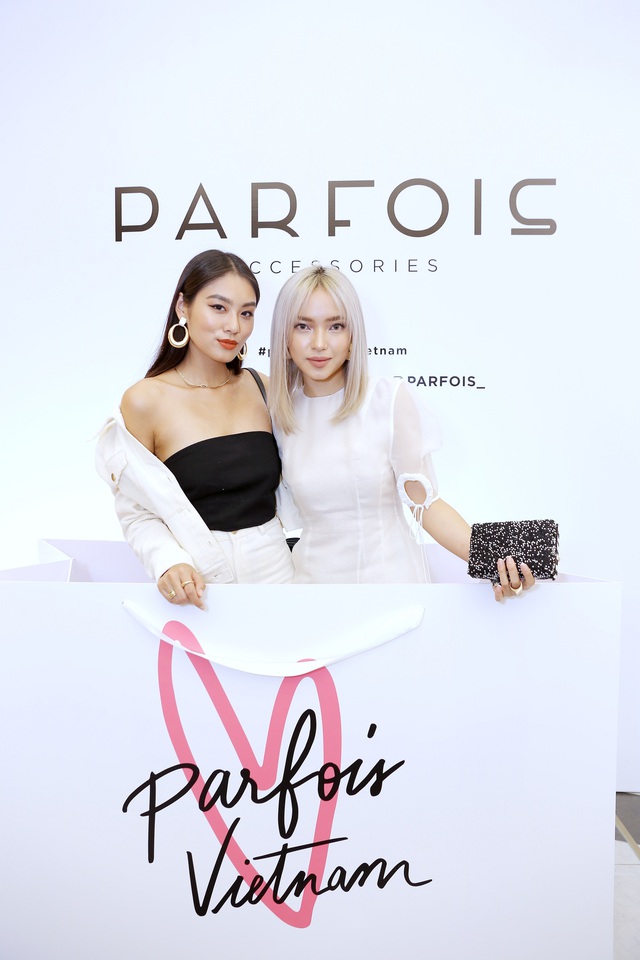 Châu Bùi, Phí Phương Anh cùng đông đảo tín đồ thời trang hội tụ tại cửa hàng phụ kiện đầu tiên của PARFOIS - Ảnh 2.