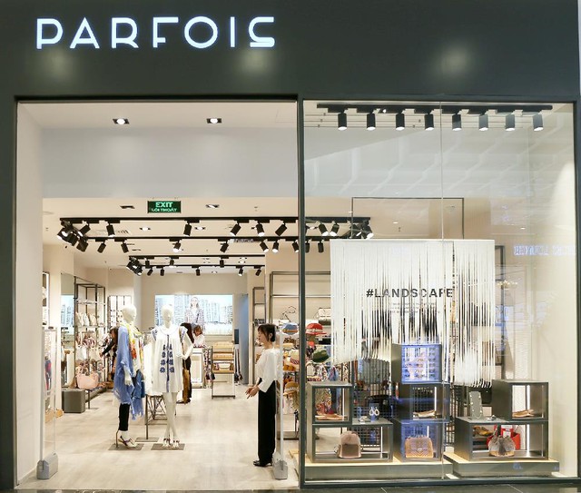 Châu Bùi, Phí Phương Anh cùng đông đảo tín đồ thời trang hội tụ tại cửa hàng phụ kiện đầu tiên của PARFOIS - Ảnh 10.