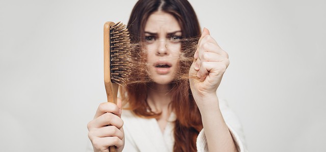 Cơn &aacute;m ảnh mới với người Việt trẻ: Nỗi khổ &ldquo;rửa mặt th&igrave; l&acirc;u, gội đầu th&igrave; ch&oacute;ng&rdquo; - Ảnh 1.