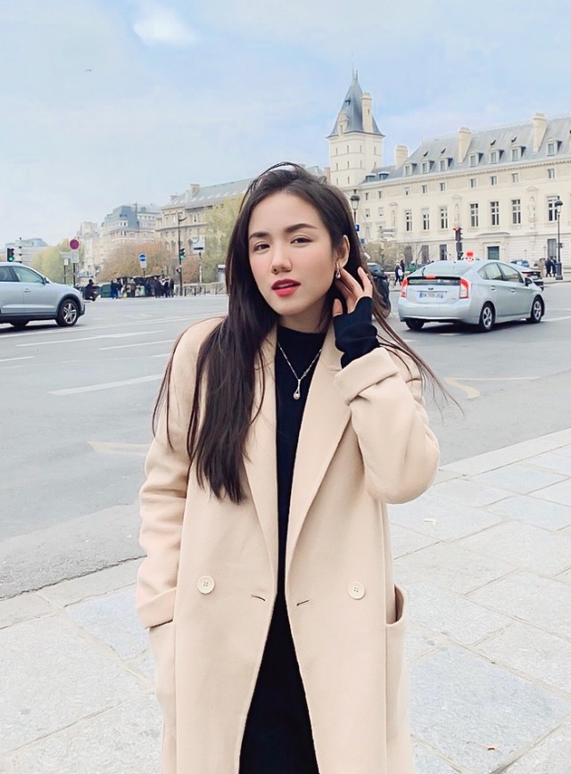 Phương Ly, Quỳnh Anh Shyn v&agrave; loạt fashionista Việt khoe c&aacute; t&iacute;nh với trang sức bạc cực chất - Ảnh 1.