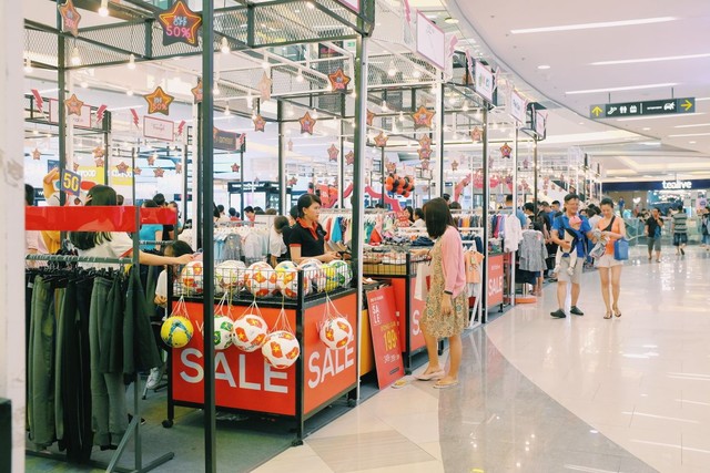 Bão sale – Black Friday lớn nhất tại trung tâm thương mại Vạn Hạnh từ 17 đến 23/11/2018 - Ảnh 3.
