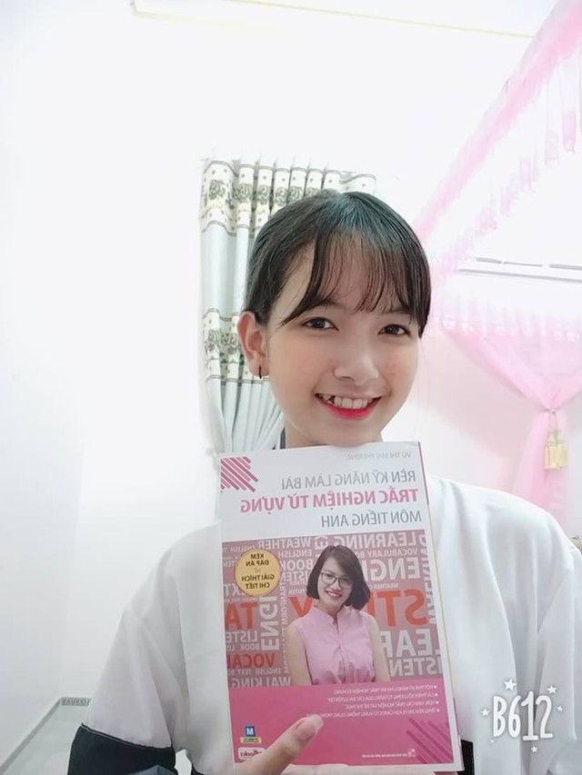 Hot face Yến Linh review bộ sách Luyện thi tiếng Anh THPT Quốc gia - Ảnh 5.