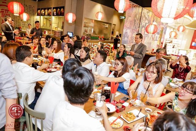 Phải đi c&ocirc;ng tác xa ngay đúng sinh nh&acirc;̣t Bình Minh, Anh Thơ gợi ý tips chu&ocirc;̣c l&ocirc;̃i với ch&ocirc;̀ng mà chị em có th&ecirc;̉ học hỏi! - Ảnh 11.
