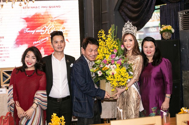 Miss Lumiere International World 2018 Việt Nam Đỗ Thị Thảo tổ chức tiệc về nước - Ảnh 2.
