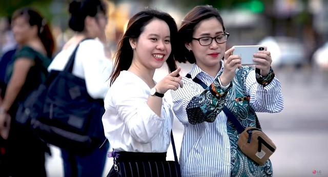 Giới trẻ hai miền &ldquo;n&aacute;o loạn&rdquo; đường phố bởi m&agrave;n flashmob c&oacute; 1-0-2 với&hellip; m&aacute;y giặt - Ảnh 5.