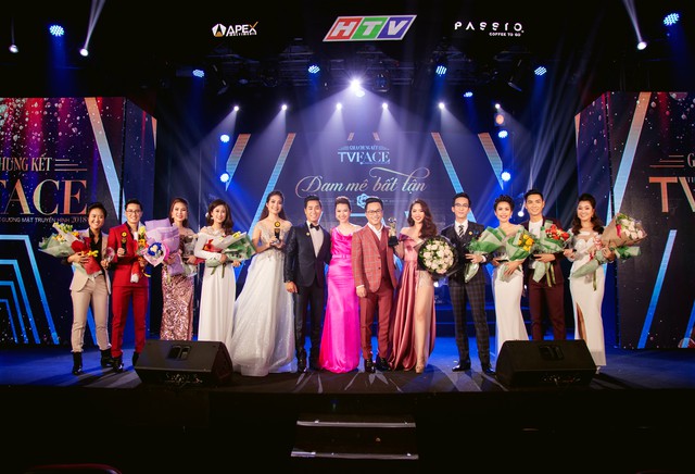 C&ocirc; g&aacute;i 19 tuổi gi&agrave;nh qu&aacute;n qu&acirc;n Gương mặt truyền h&igrave;nh 2018 - Ảnh 4.