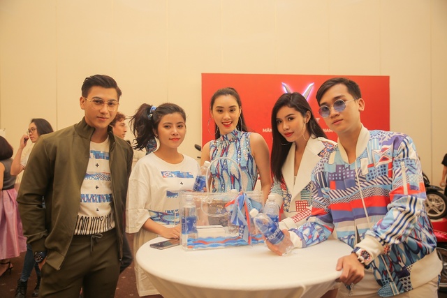Dàn sao và fashionista Việt so kè thần thái tại sự kiện, Tăng Thanh Hà ra mắt BST đầu tay - Ảnh 14.