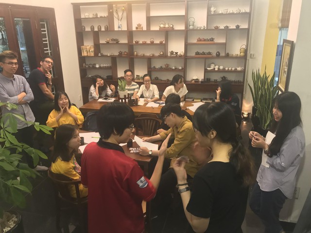 N&acirc;ng cao khả năng ngoại ngữ qua giao lưu văn h&oacute;a tr&agrave; đạo - Ảnh 4.